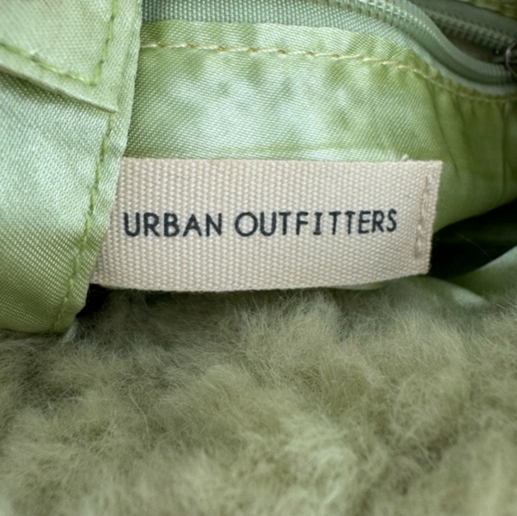 Urban Outfitters Green Fuzzy Tote Bag - Picture 3 of 12